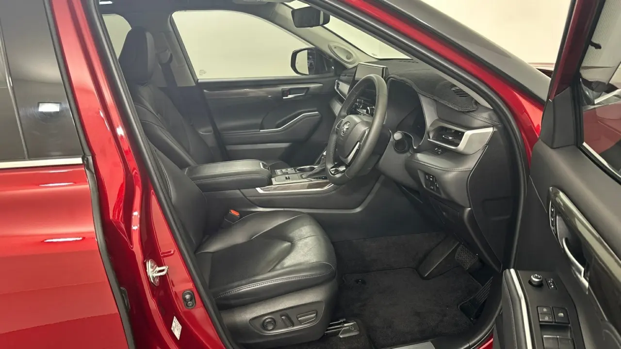 2022 Toyota Kluger Gallery Image 12