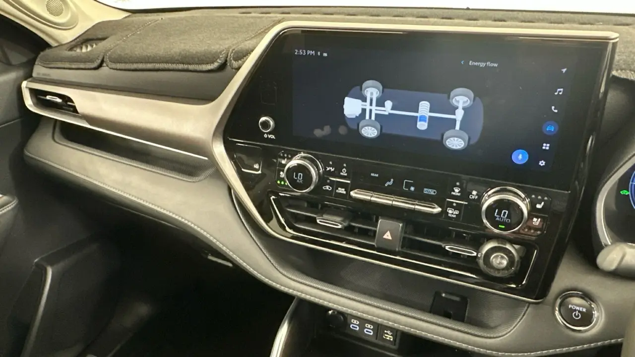 2022 Toyota Kluger Gallery Image 15