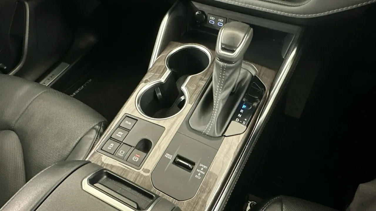 2022 Toyota Kluger Gallery Image 17