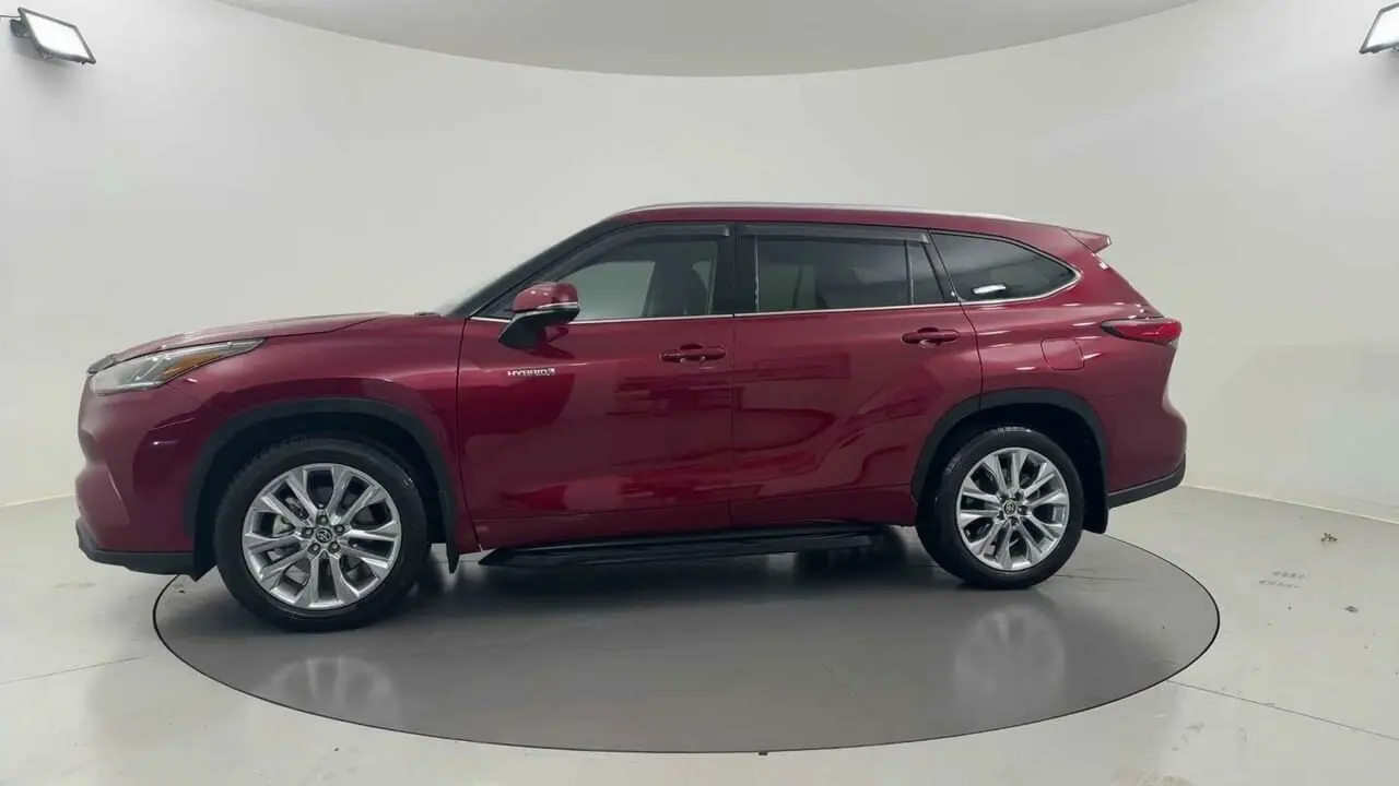 2022 Toyota Kluger Gallery Image 2