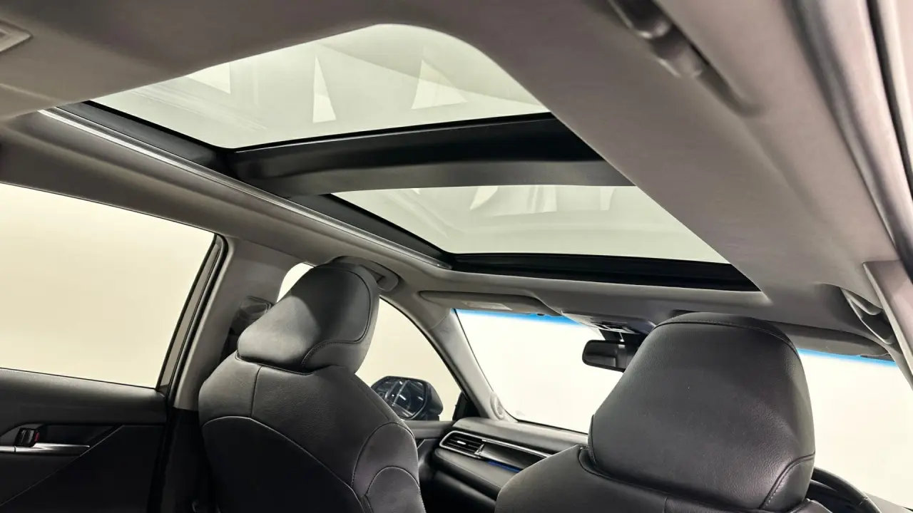 2021 Toyota Camry Gallery Image 20