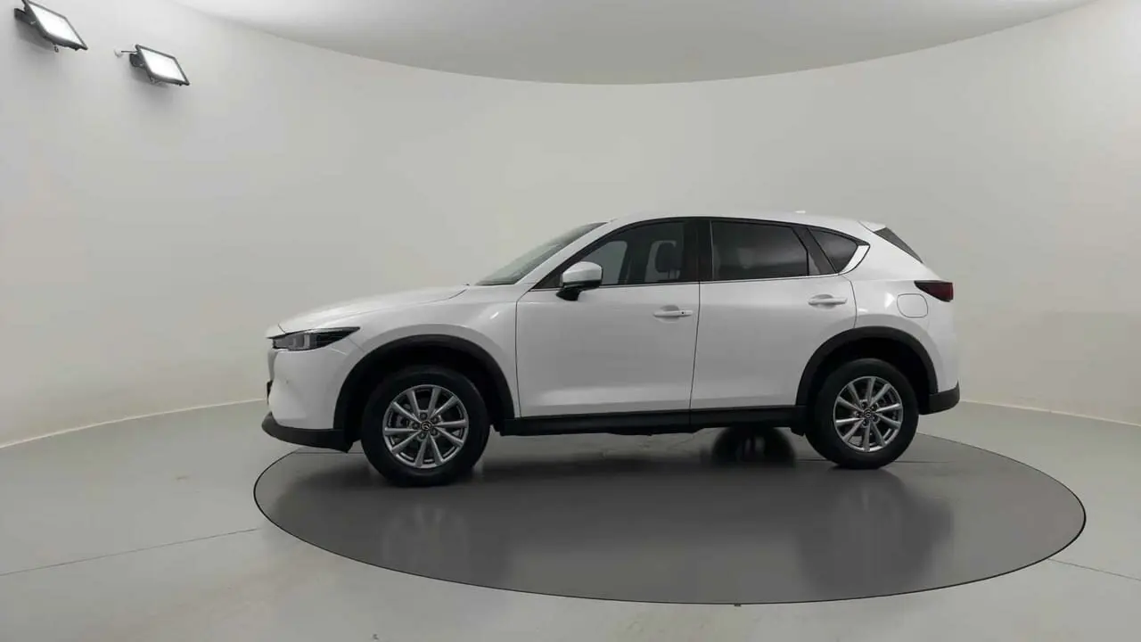 2023 Mazda CX-5 Gallery Image 2