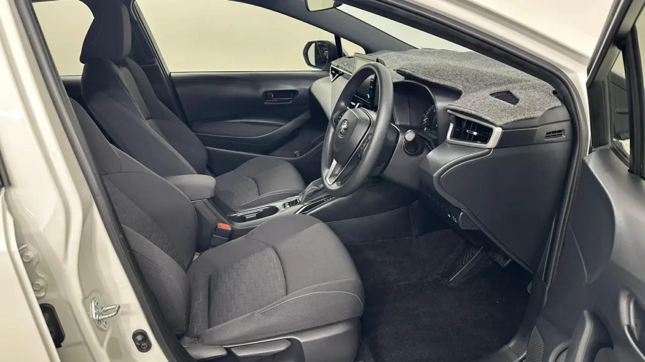 2019 Toyota Corolla Gallery Image 10