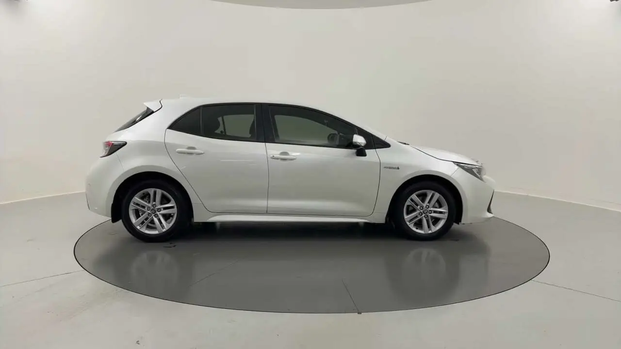 2019 Toyota Corolla Gallery Image 7