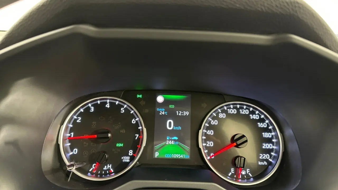 2021 Toyota RAV4 Gallery Image 12