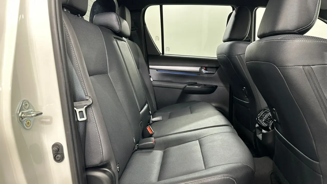 2024 Toyota Hilux Gallery Image 14