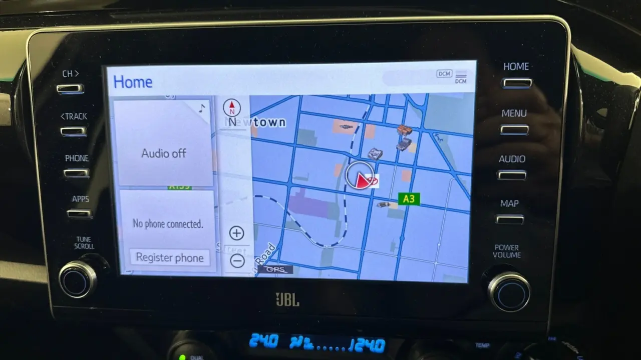 2024 Toyota Hilux Gallery Image 16