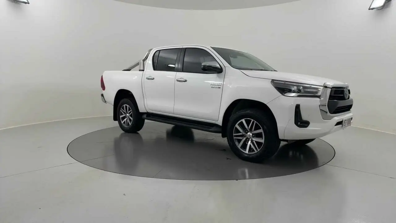 2021 Toyota Hilux Gallery Image 7