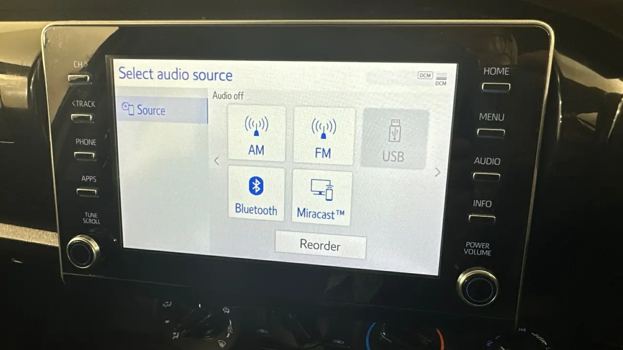 2022 Toyota Hilux Gallery Image 16