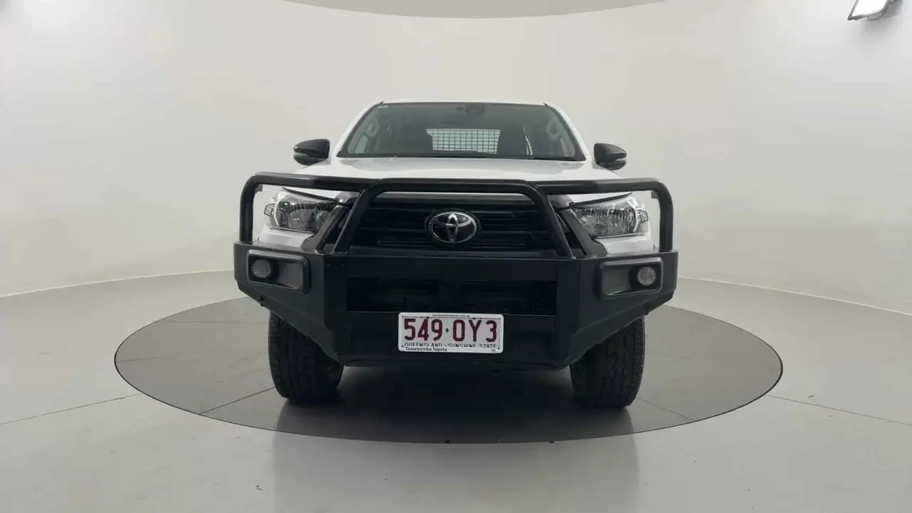 2022 Toyota Hilux Gallery Image 18