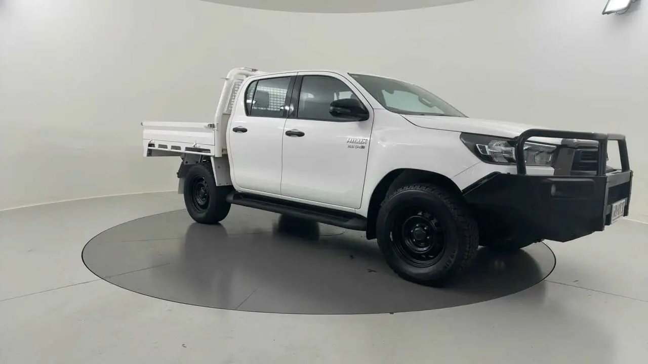 2022 Toyota Hilux Gallery Image 6
