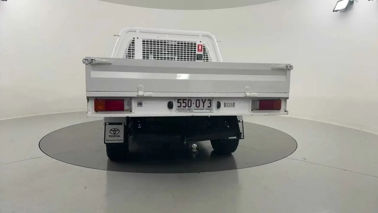 2022 Toyota Hilux Gallery Image 4