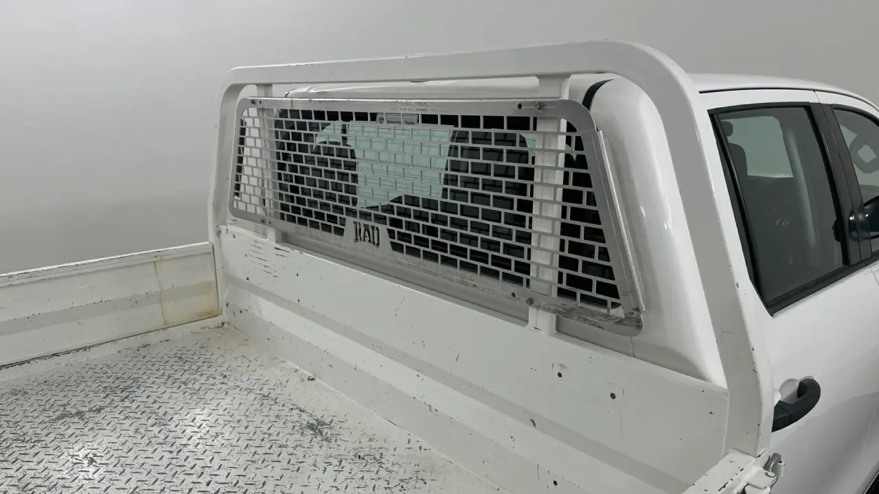 2022 Toyota Hilux Gallery Image 21