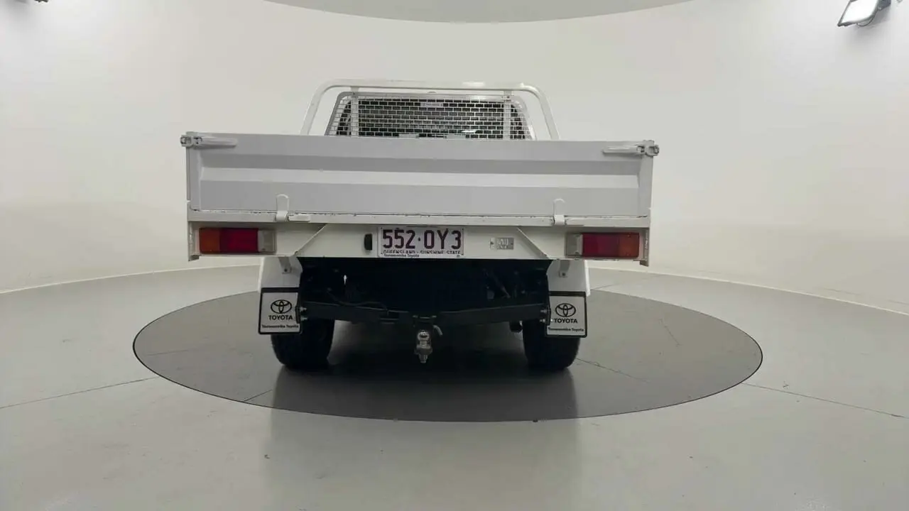 2022 Toyota Hilux Gallery Image 4