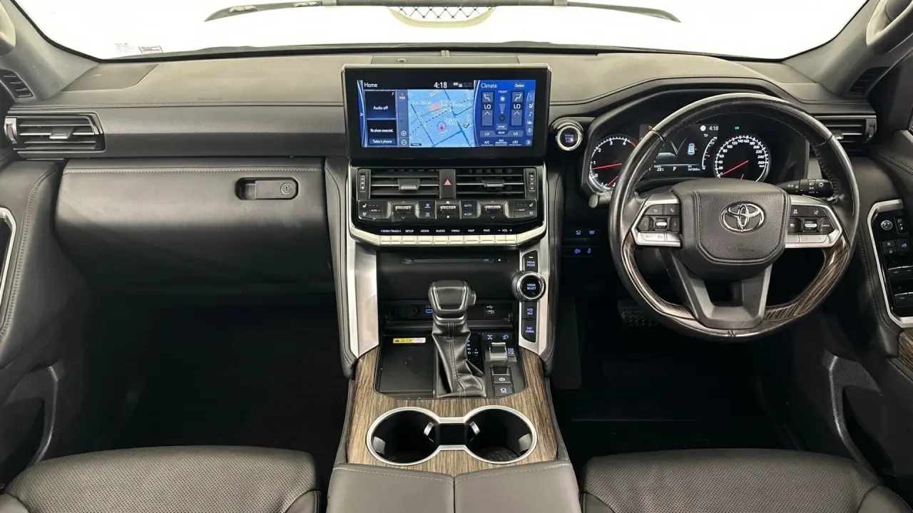 2022 Toyota Landcruiser Gallery Image 13