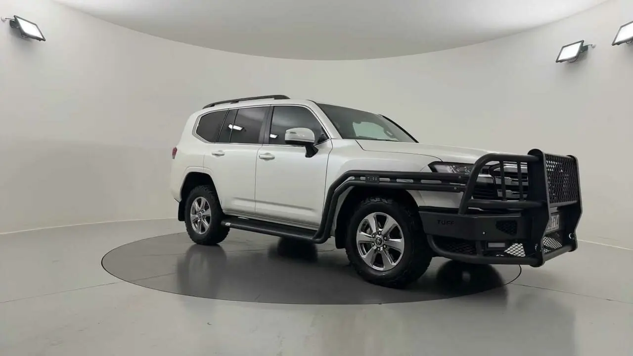 2022 Toyota Landcruiser Gallery Image 7