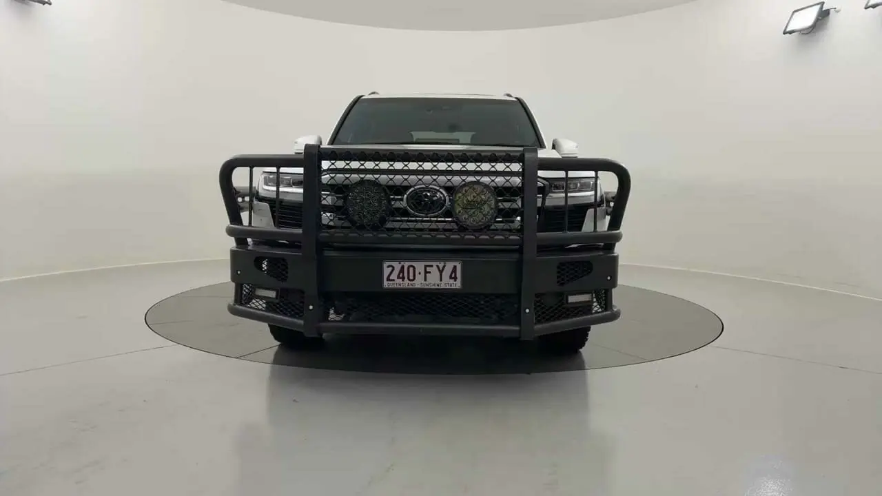 2022 Toyota Landcruiser Gallery Image 8