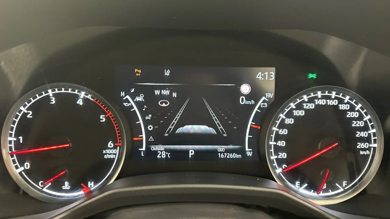 2022 Toyota Landcruiser Gallery Image 9