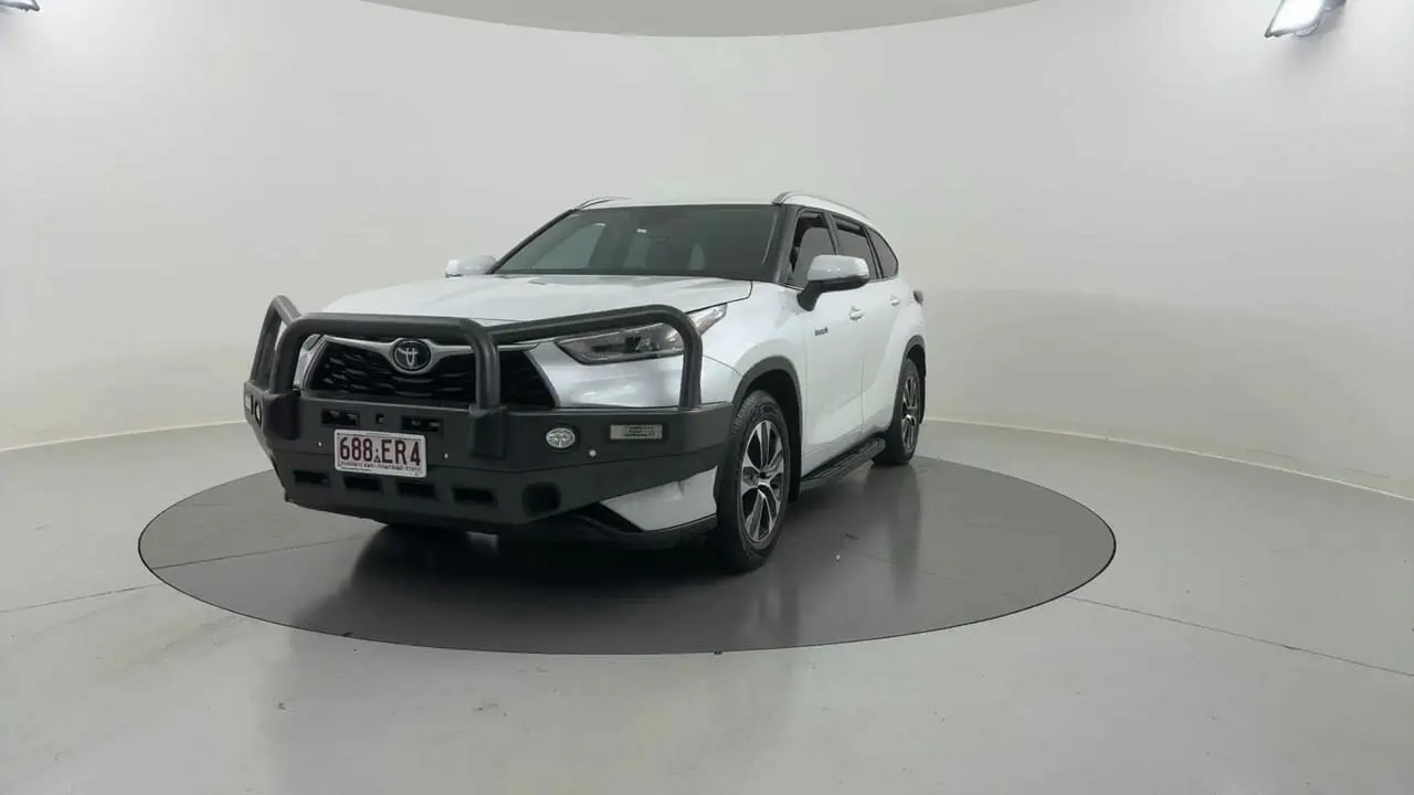 2022 Toyota Kluger Gallery Image 1