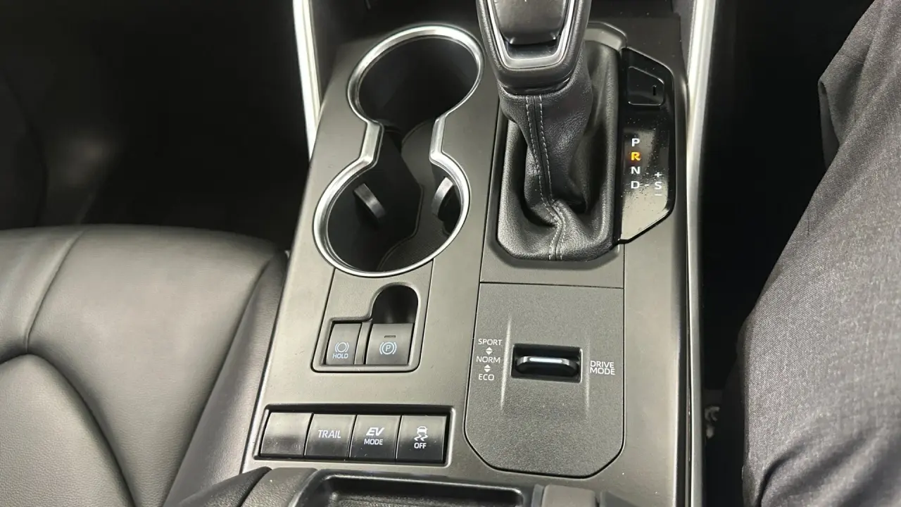 2022 Toyota Kluger Gallery Image 10