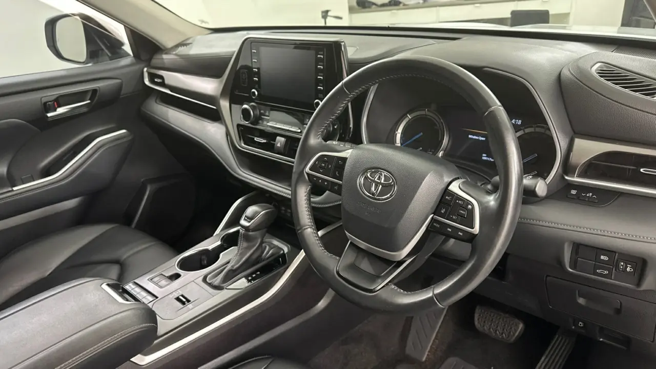 2022 Toyota Kluger Gallery Image 14