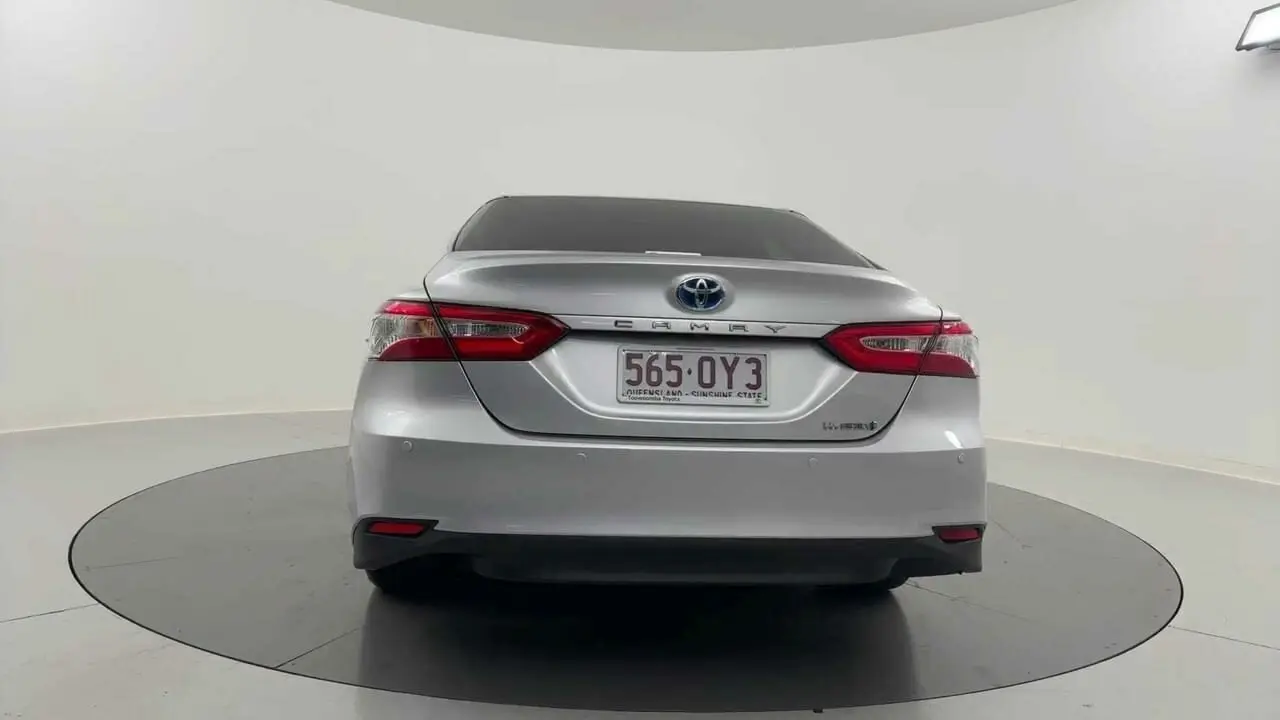 2020 Toyota Camry Gallery Image 4