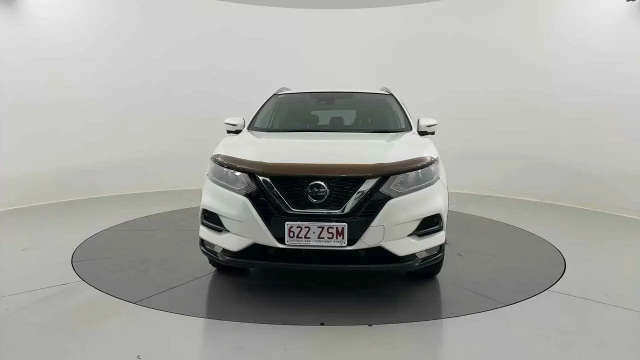 2020 Nissan Qashqai Gallery Image 2