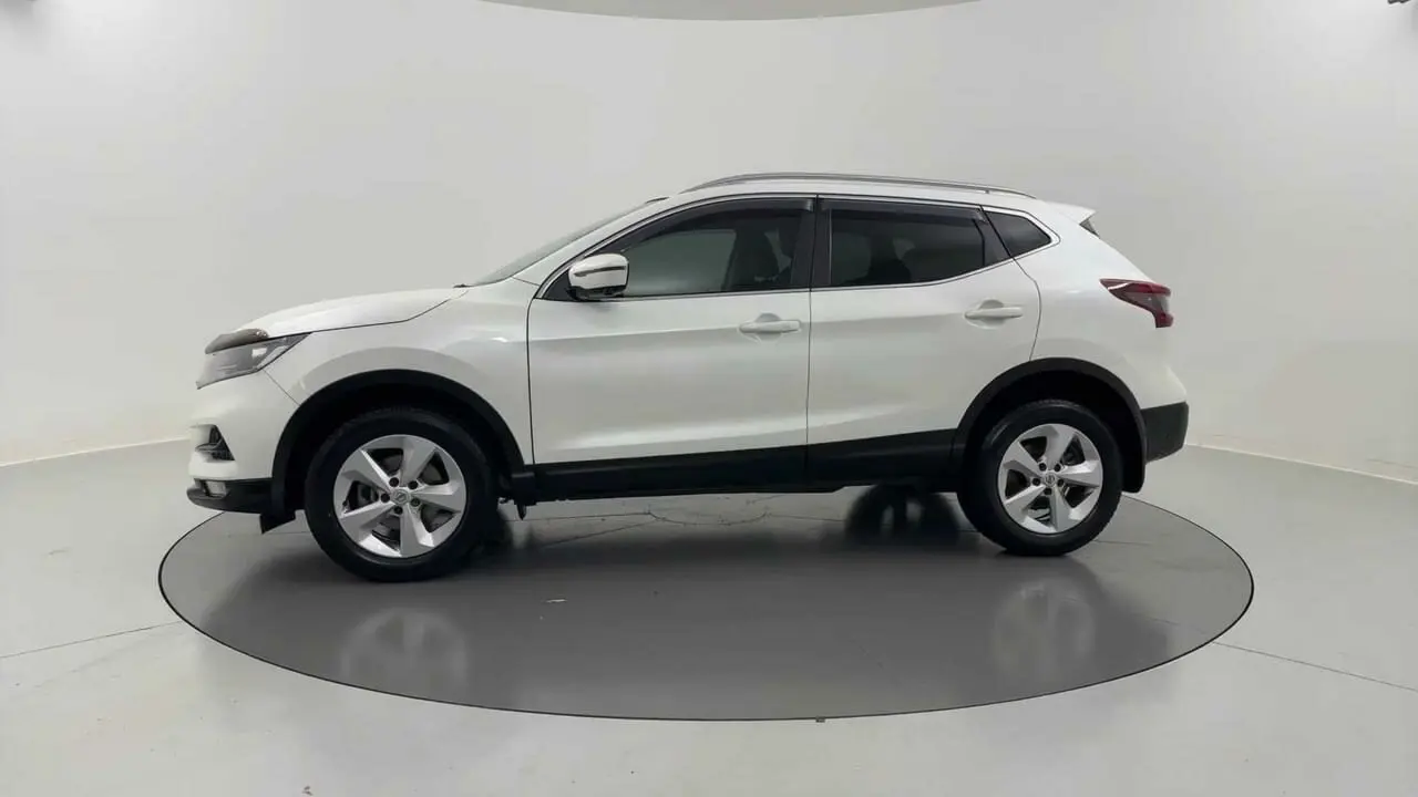 2020 Nissan Qashqai Gallery Image 3