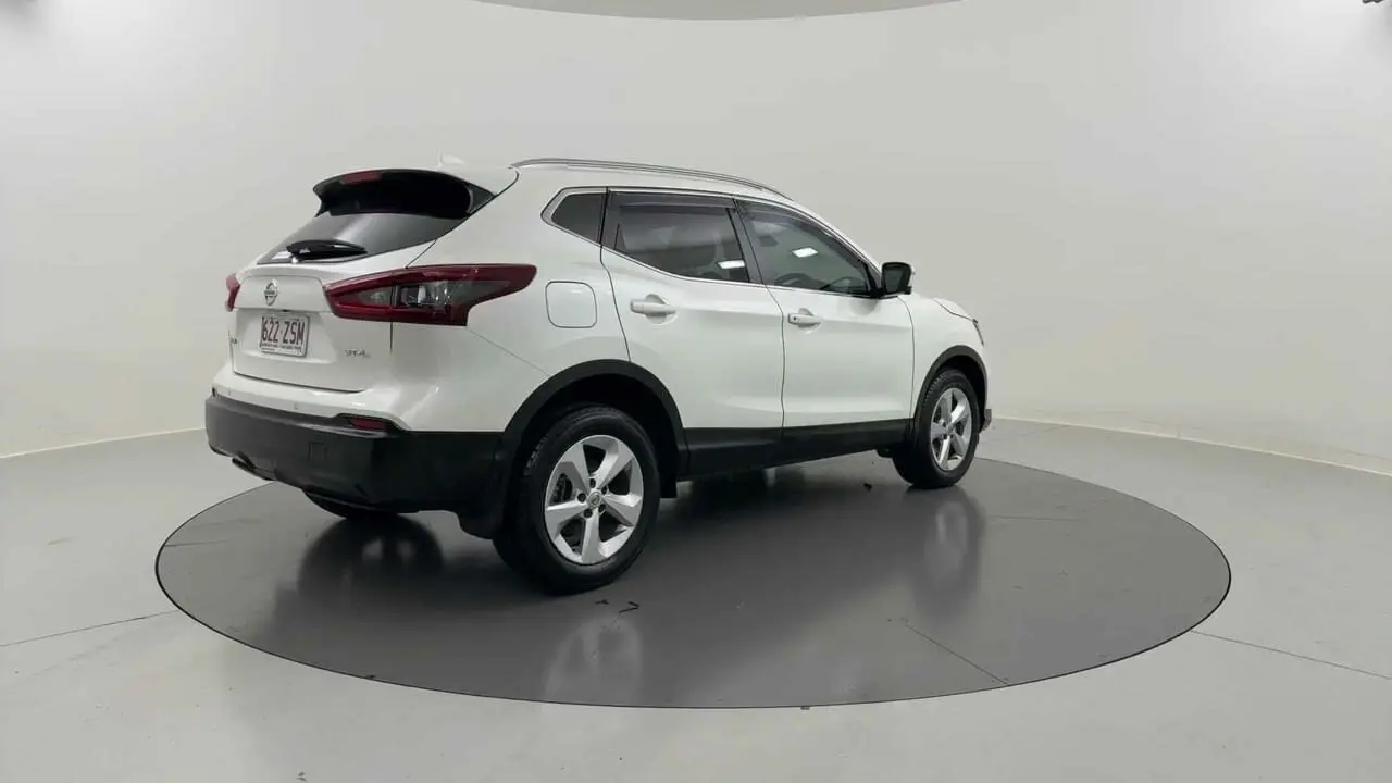 2020 Nissan Qashqai Gallery Image 6