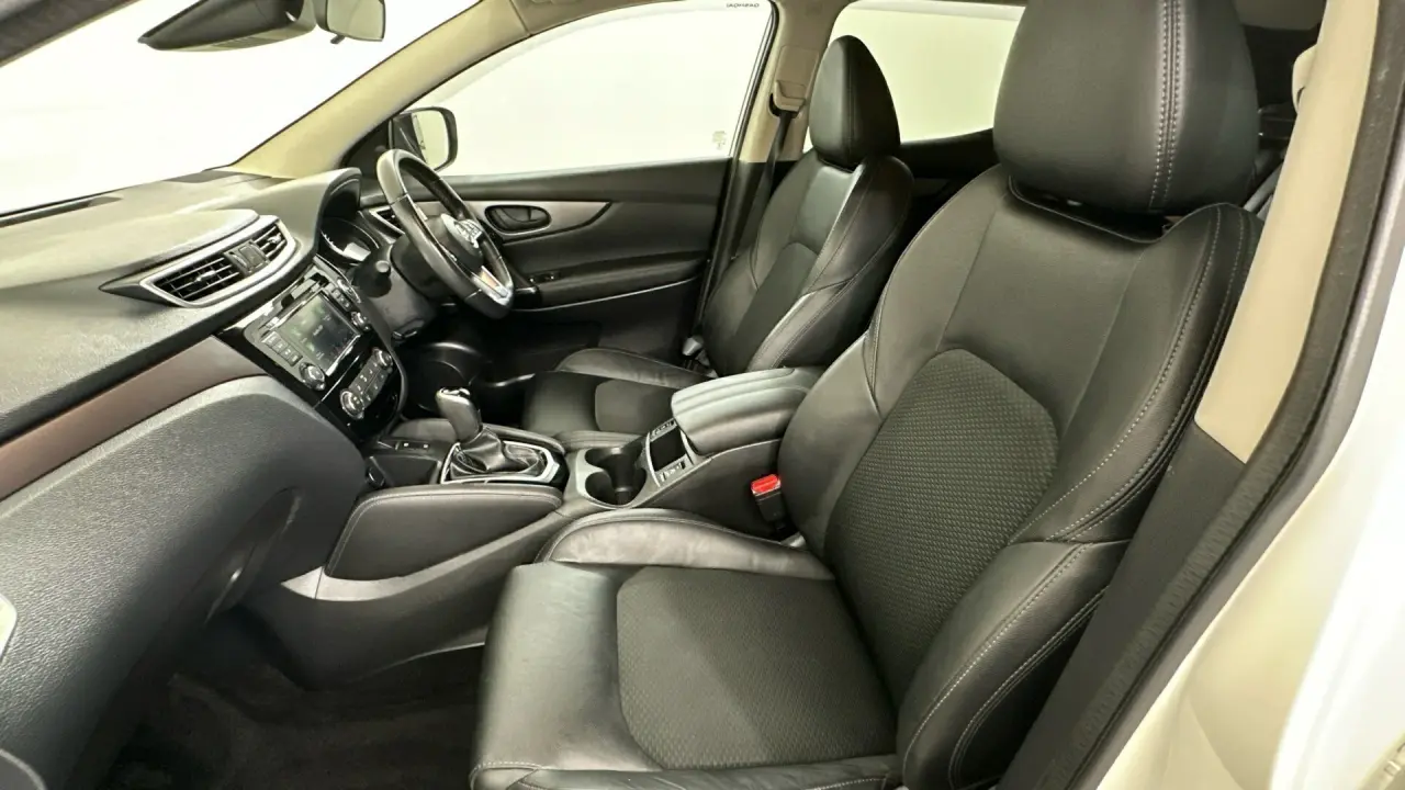 2020 Nissan Qashqai Gallery Image 9