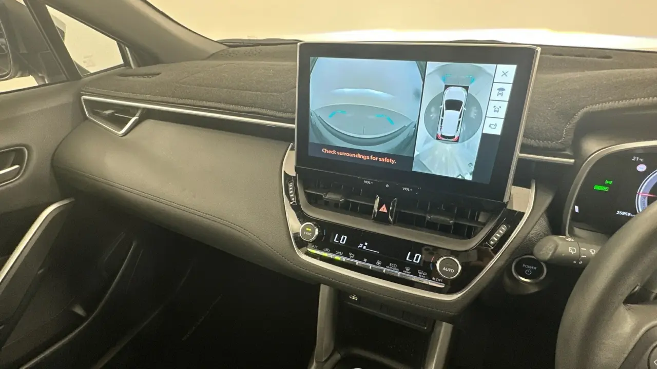 2023 Toyota Corolla Cross Gallery Image 15