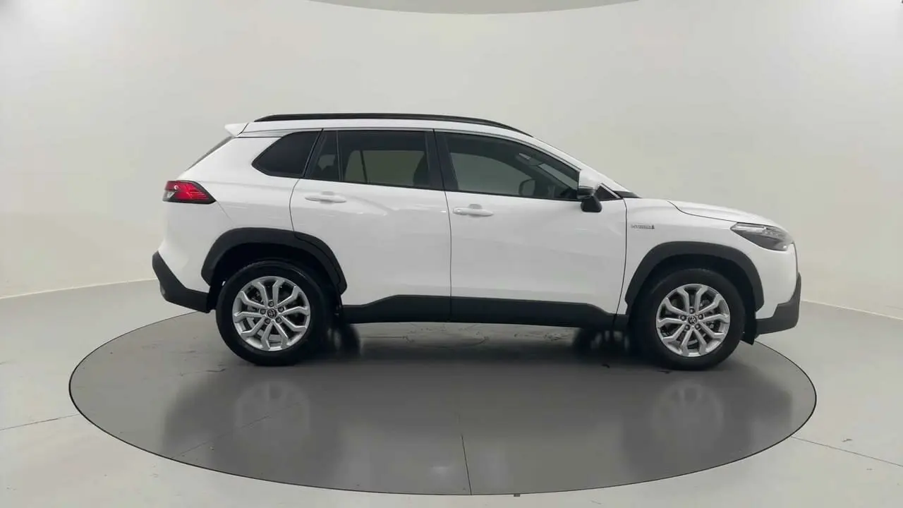 2023 Toyota Corolla Cross Gallery Image 6