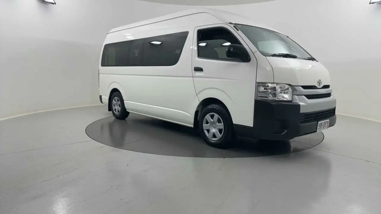 2014 Toyota HiAce Gallery Image 7