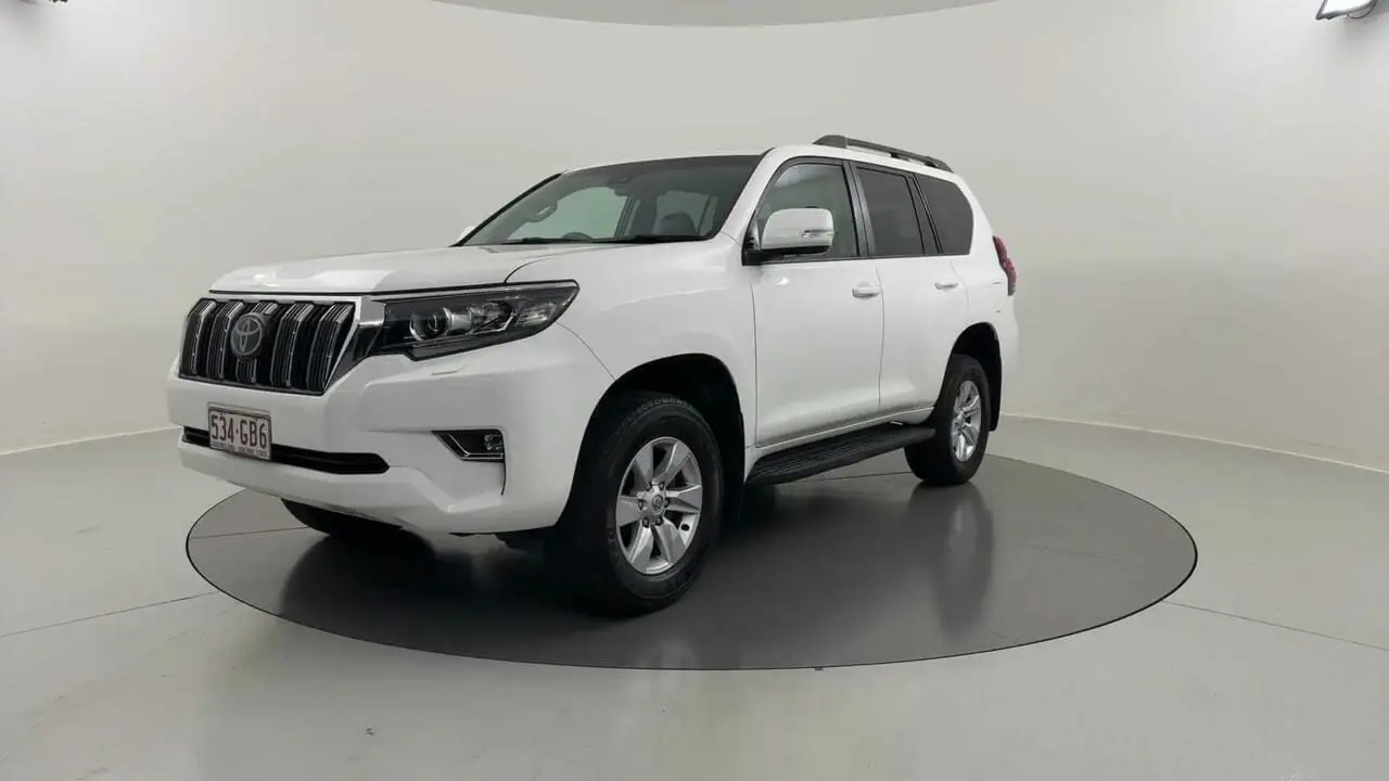 2022 Toyota Landcruiser Prado Gallery Image 1