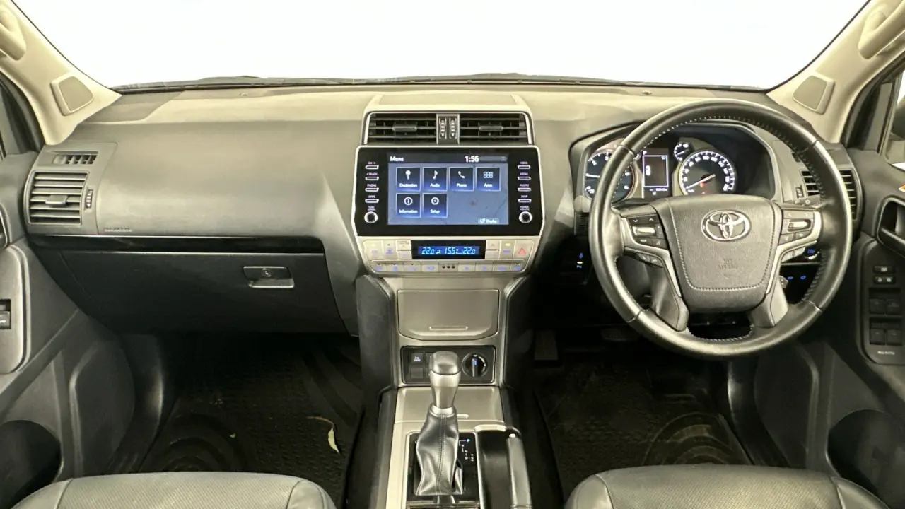 2022 Toyota Landcruiser Prado Gallery Image 10