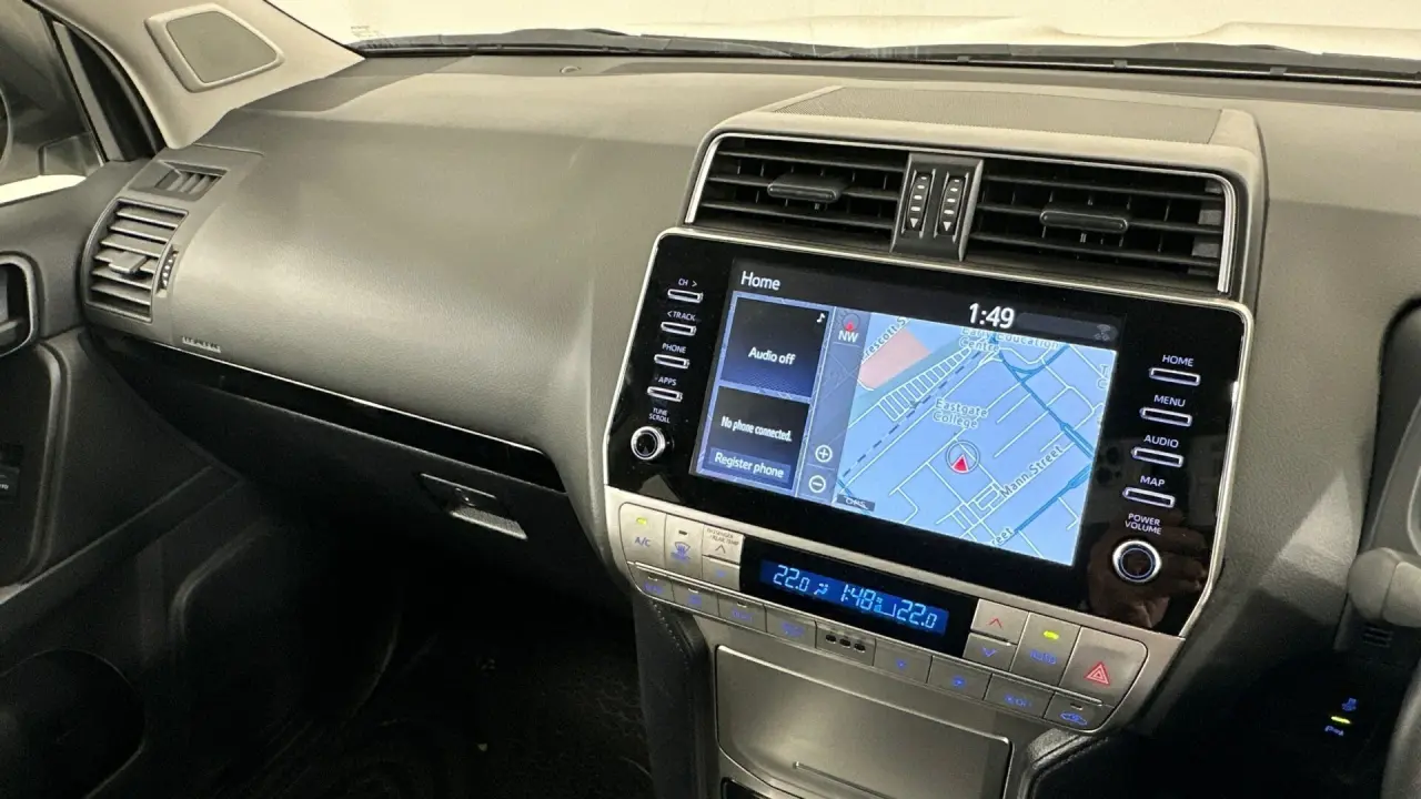 2022 Toyota Landcruiser Prado Gallery Image 16