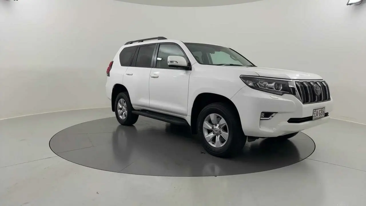 2022 Toyota Landcruiser Prado Gallery Image 7