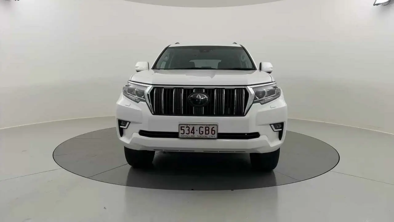 2022 Toyota Landcruiser Prado Gallery Image 8