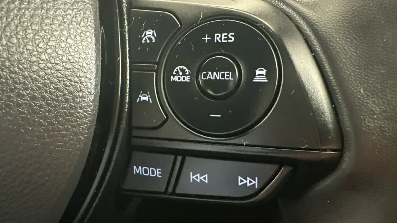 2022 Toyota Corolla Cross Gallery Image 19