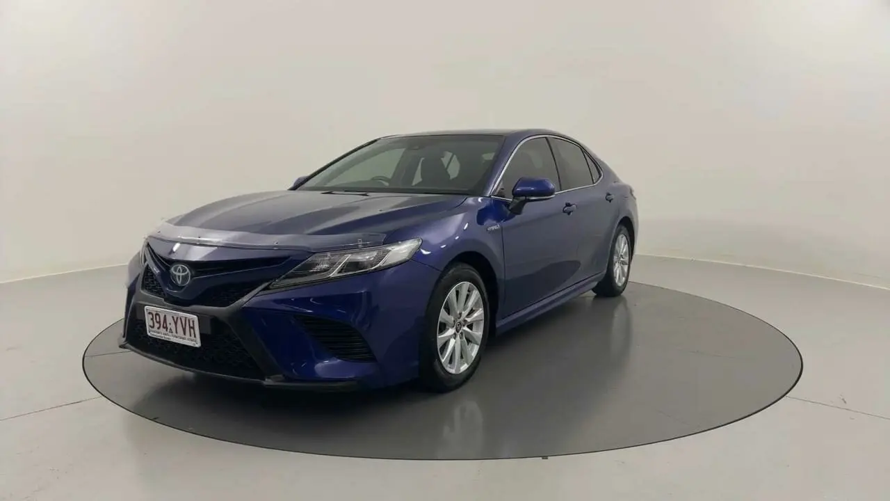 2019 Toyota Camry Gallery Image 1