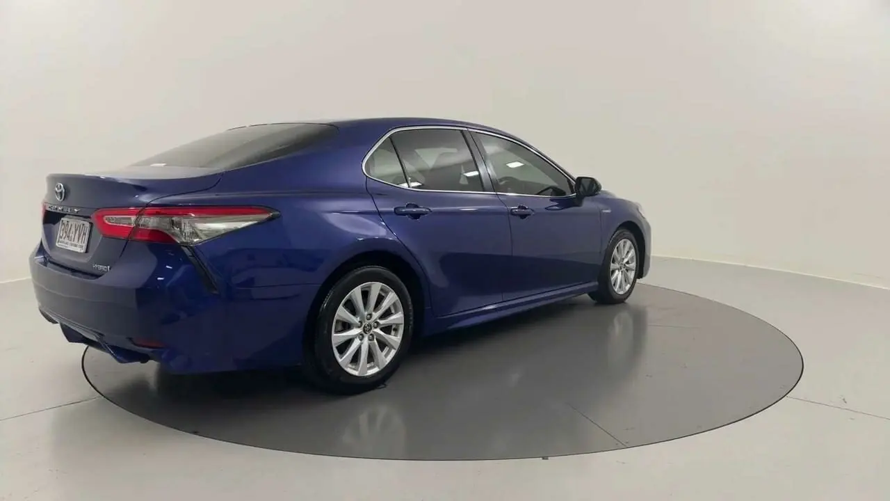 2019 Toyota Camry Gallery Image 23