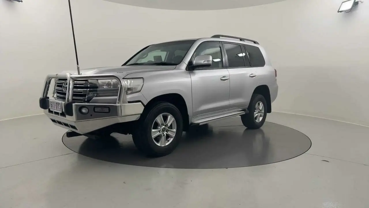 2017 Toyota Landcruiser Gallery Image 1
