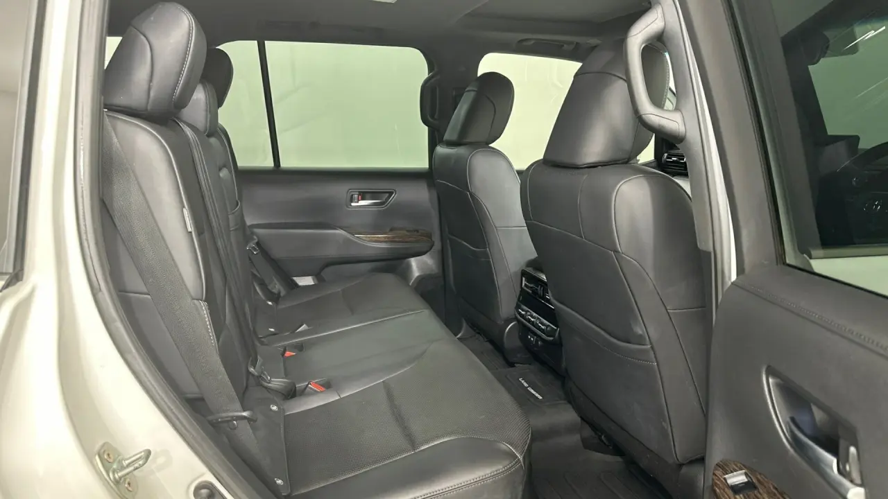 2024 Toyota Landcruiser Gallery Image 16
