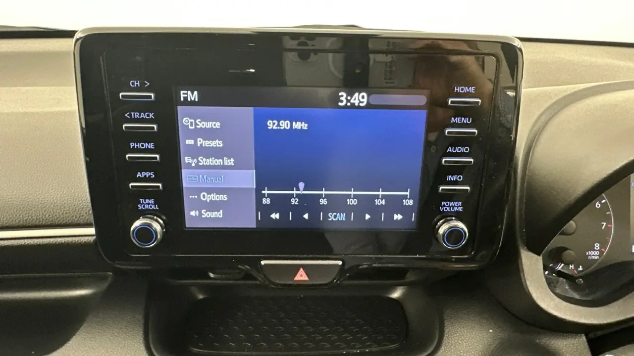 2023 Toyota Yaris Gallery Image 14