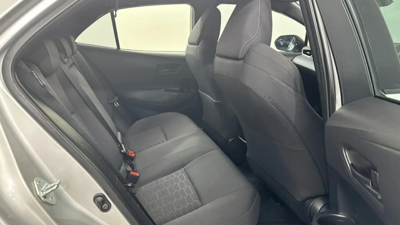 2021 Toyota Corolla Gallery Image 10