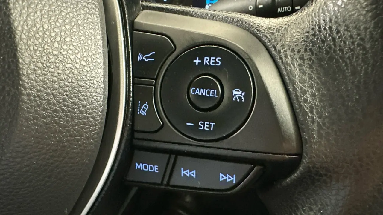 2021 Toyota Corolla Gallery Image 13