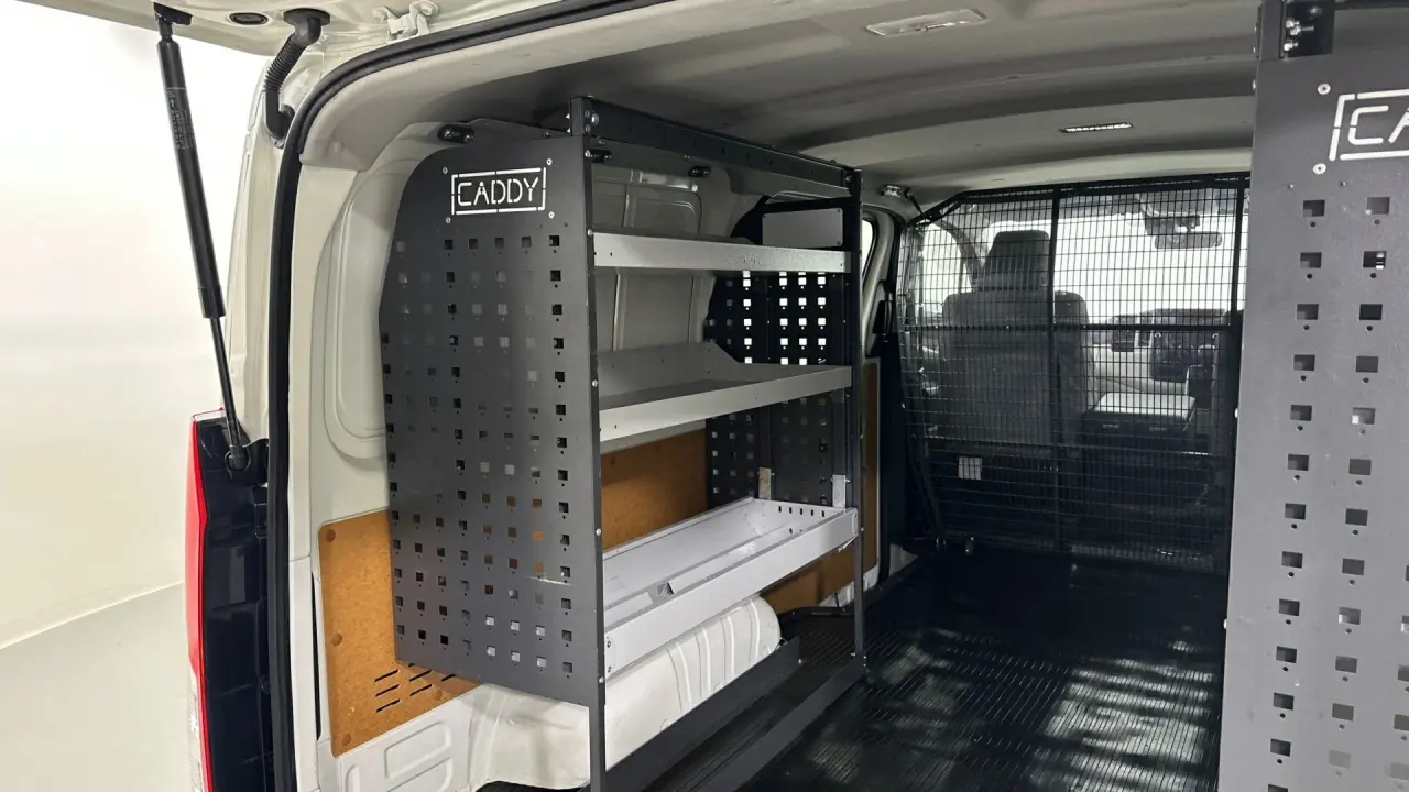 2021 Toyota HiAce Gallery Image 17