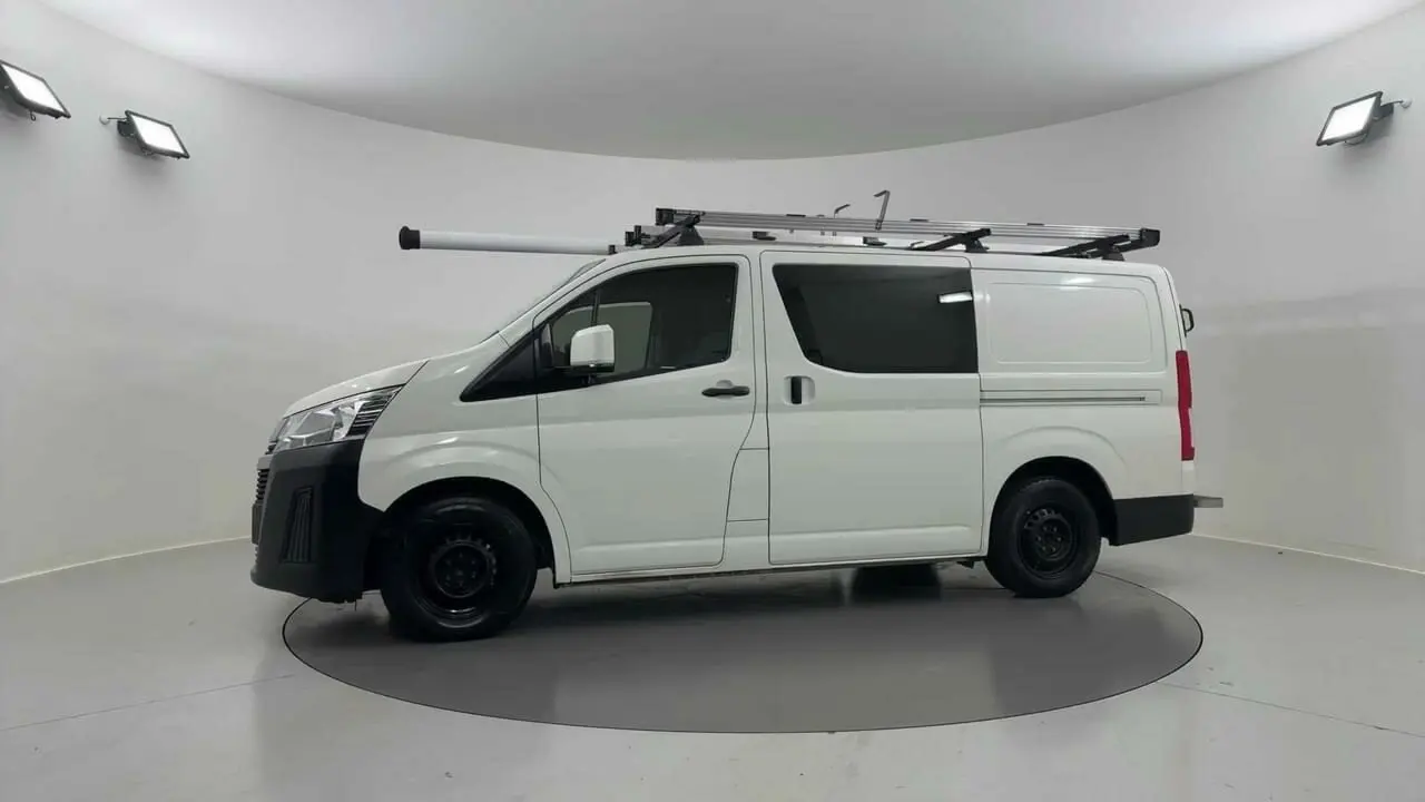 2021 Toyota HiAce Gallery Image 2