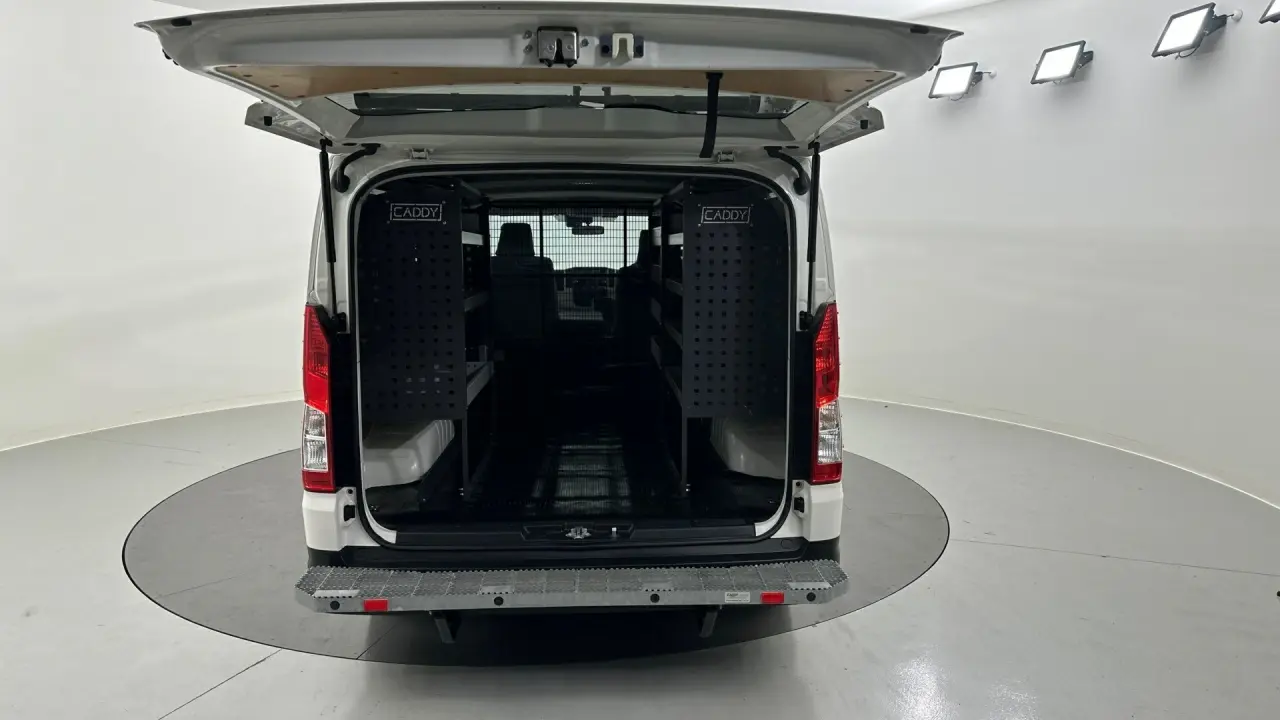2021 Toyota HiAce Gallery Image 22
