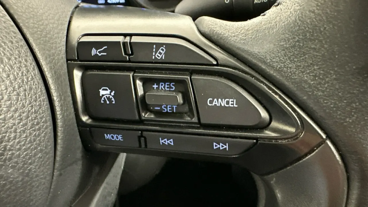 2021 Toyota Yaris Cross Gallery Image 15